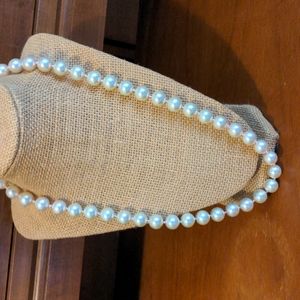 Pearl Necklace Measures about 23 inches